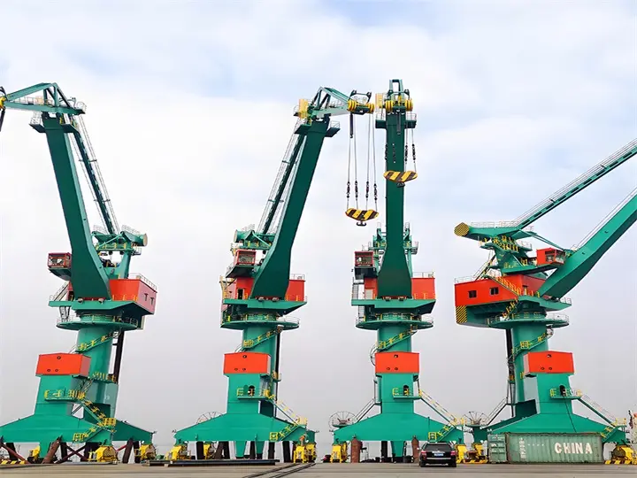 5 Portal Cranes for Indonesia Port Handling