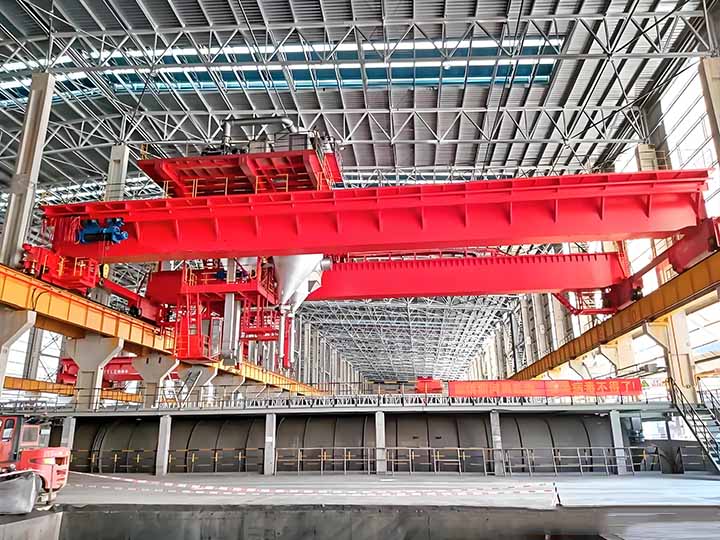 Roasting Multifunctional Crane