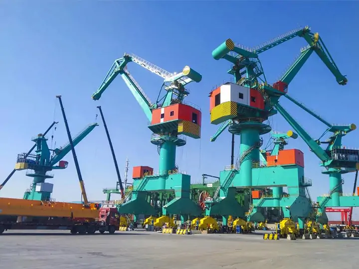 portal crane images