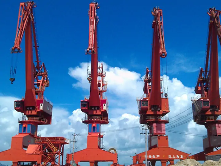 portal crane images