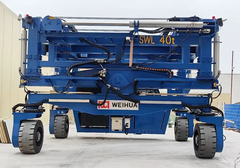 straddle carrier