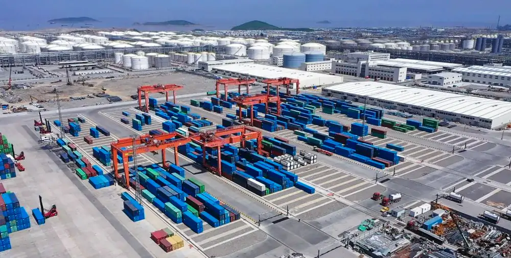 Automated Rail- Mounted Container Cranes for Smart Port
