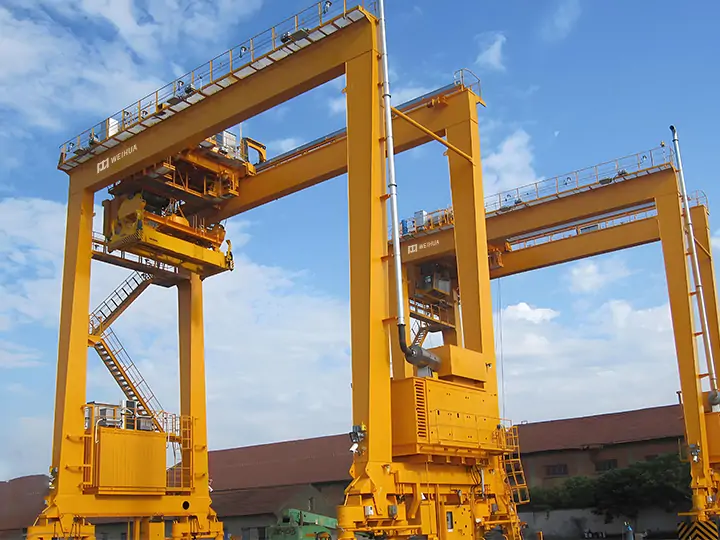 Rubber-Tyred Gantry Crane